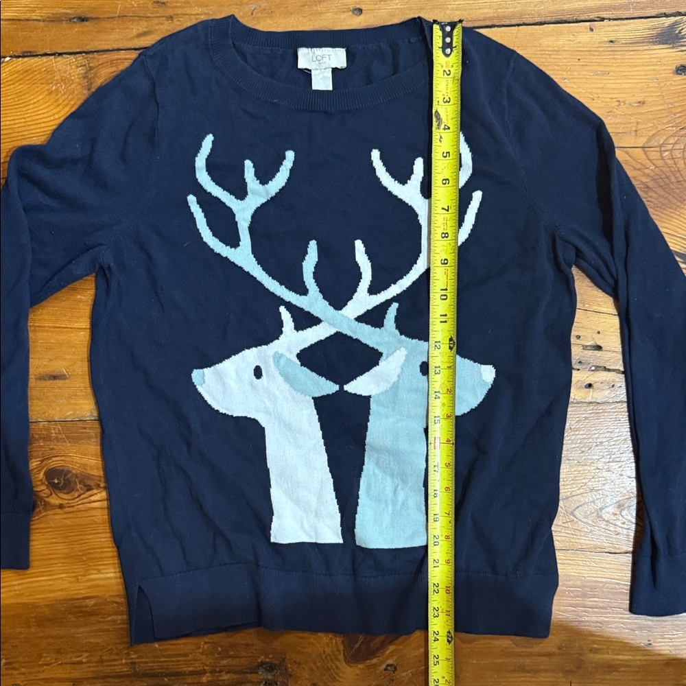 LOFT Dark Blue Sweater with Reindeer Design Winter Cotton Size Large Holiday - Picture 5 of 7